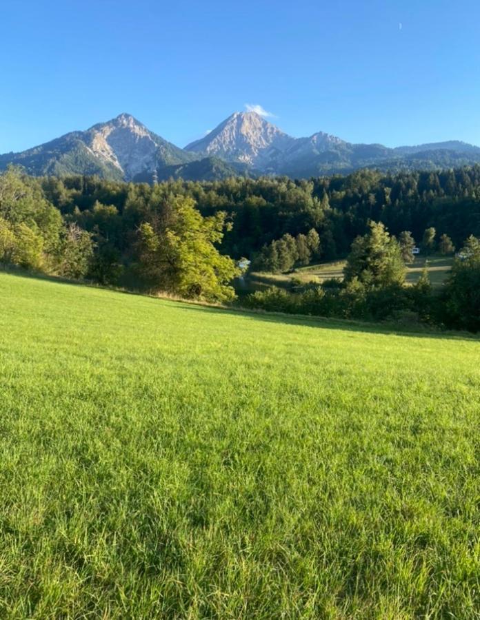 Villa Faakersee - Familyhouse - Mit Privatstrand- Only Sa-Sa à Villach Extérieur photo